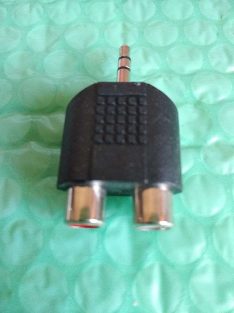 Adaptor mufa audio video (L-R) la mufa jack