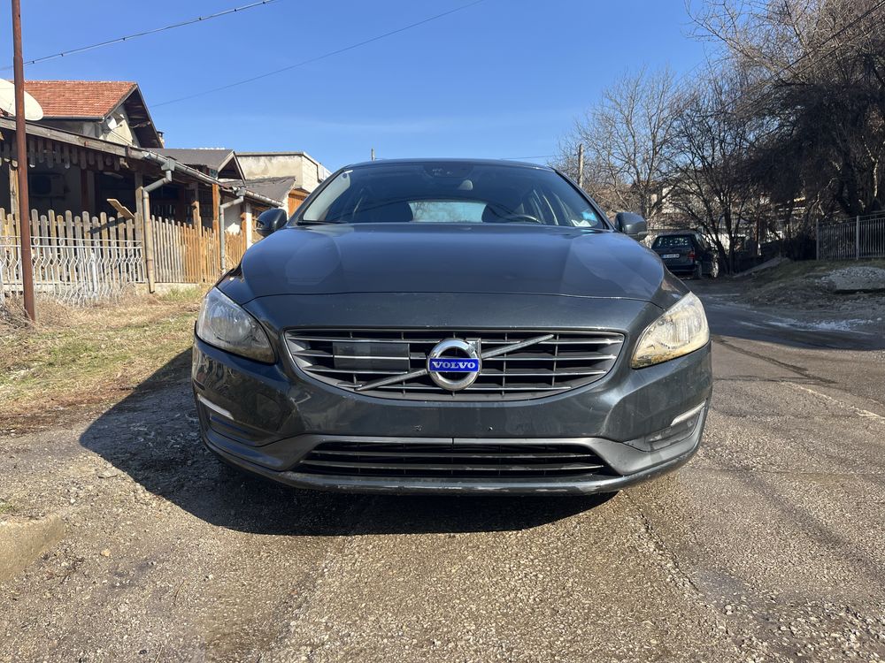 Volvo V60 НА ЧАСТИ 2.0D
