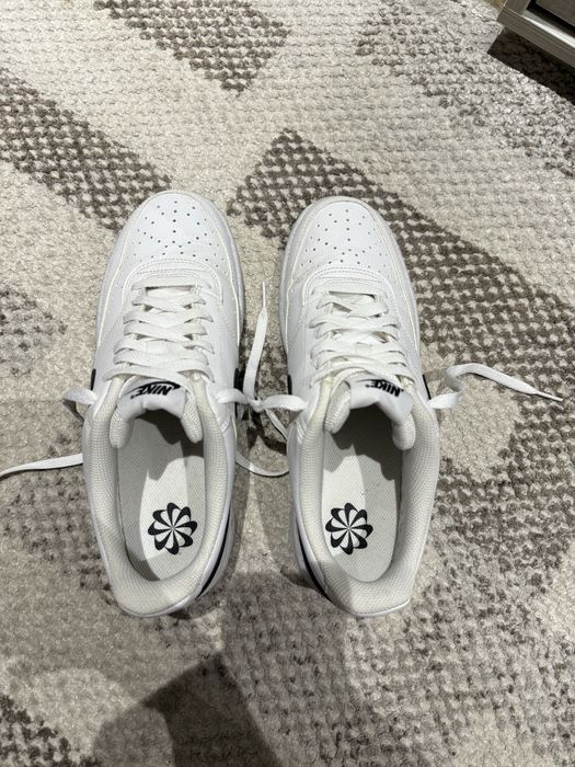 Продаются Оригинал Кроссовки Nike Court Vision