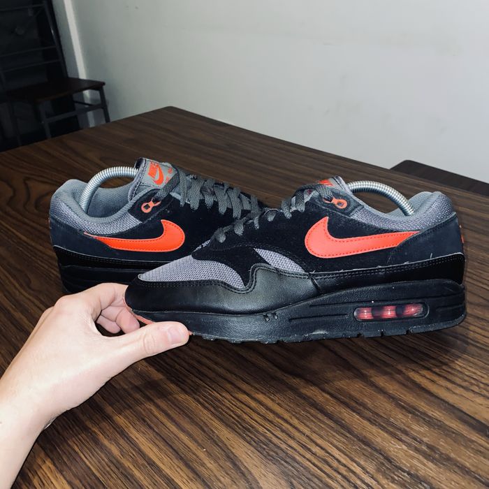 Nike Air Max 1 Marimea 42.5 Negru cu Rosu