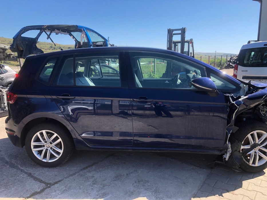 Dezmembrari piese VW Golf 7 Sportsvan 1.0 TSI CHZ 2018 Manual 5+1 SAN