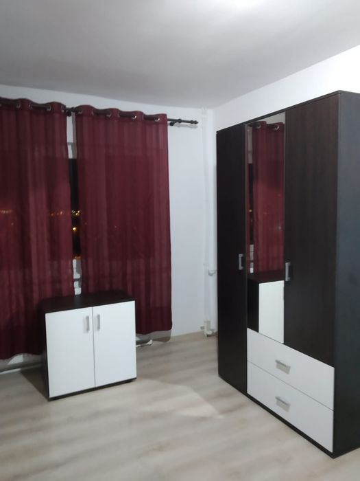 Vând apartament 2 camere