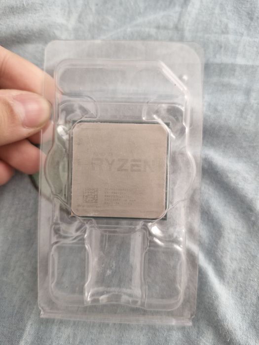AMD Ryzen 5 2600