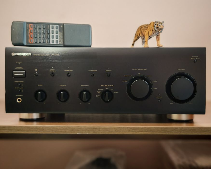 Pioneer A-705R. Amp. de referință. Rar. Cap serie, ca nou. Preț fix !