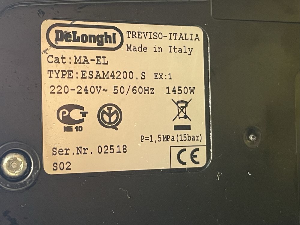Кафеавтомати | Кафемашини DeLonghi Magnifica ESAM 4200.S