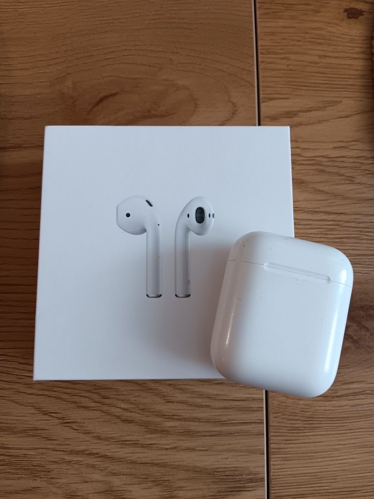 Apple AirPods 2nd Generation, САМО ЗАРЯДНО
