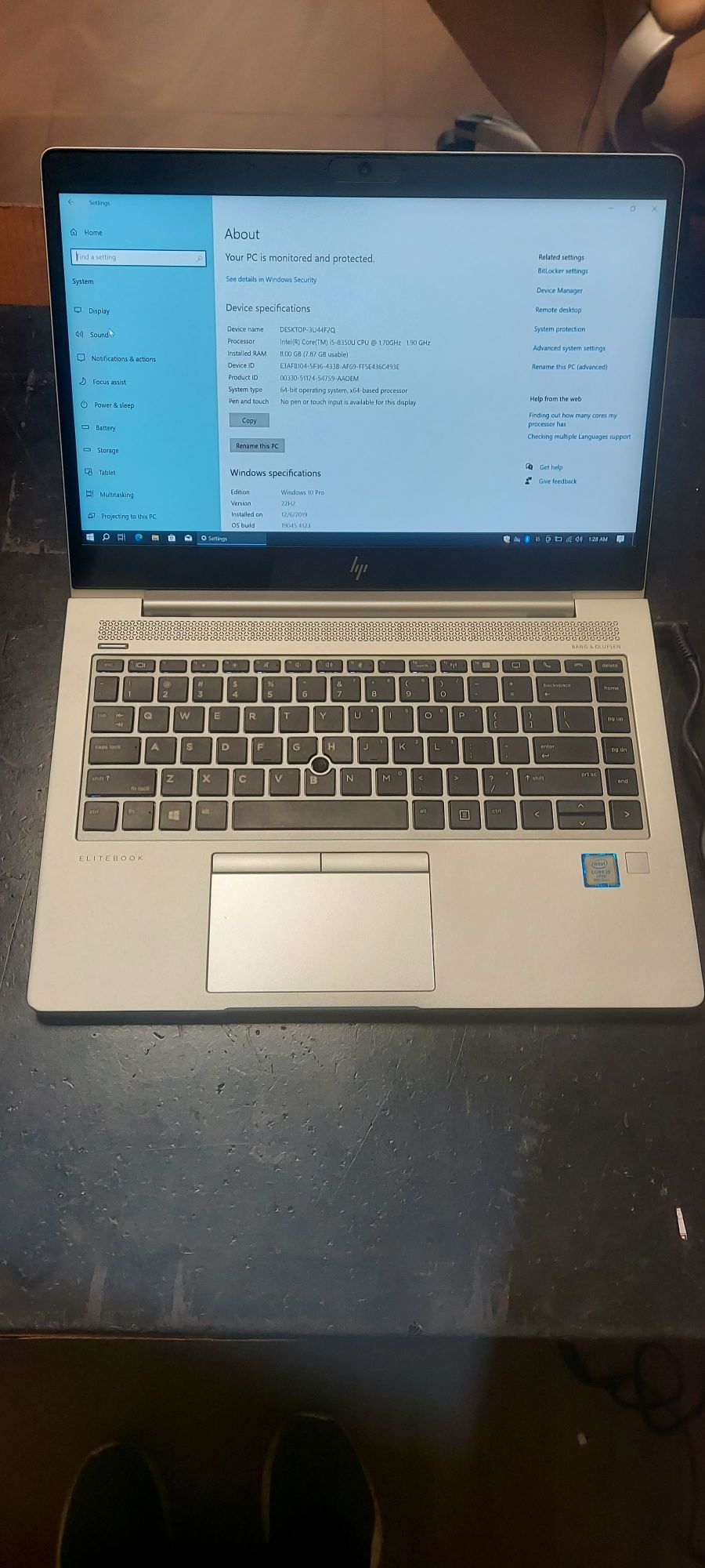 Laptop HP 840 G5 14" i5 gen8 ssd 256g 8g ram