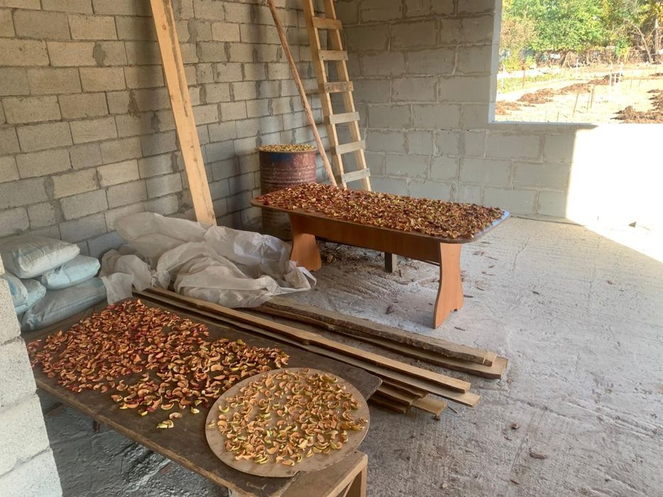 Продам дом  недостроенный