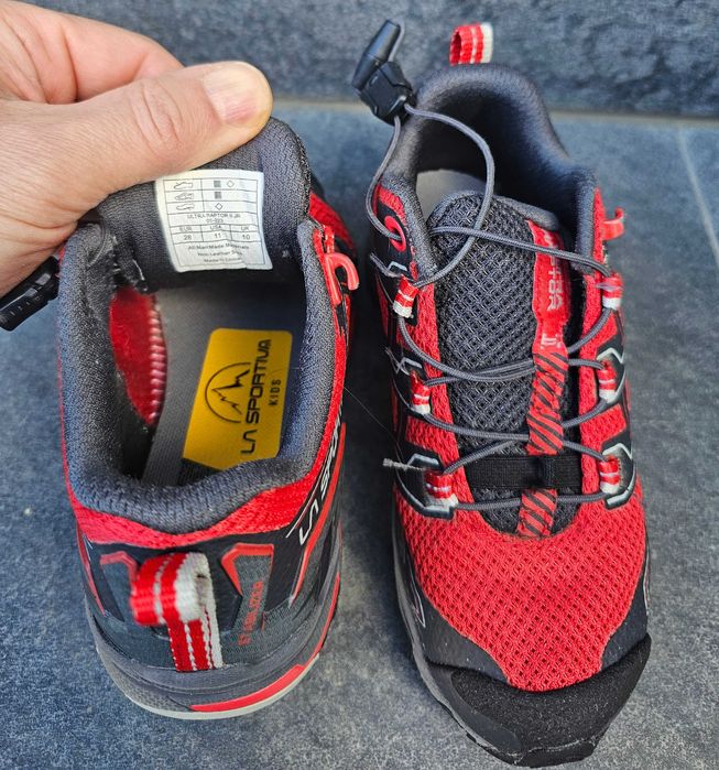 Vand adidasi copii La Sportiva