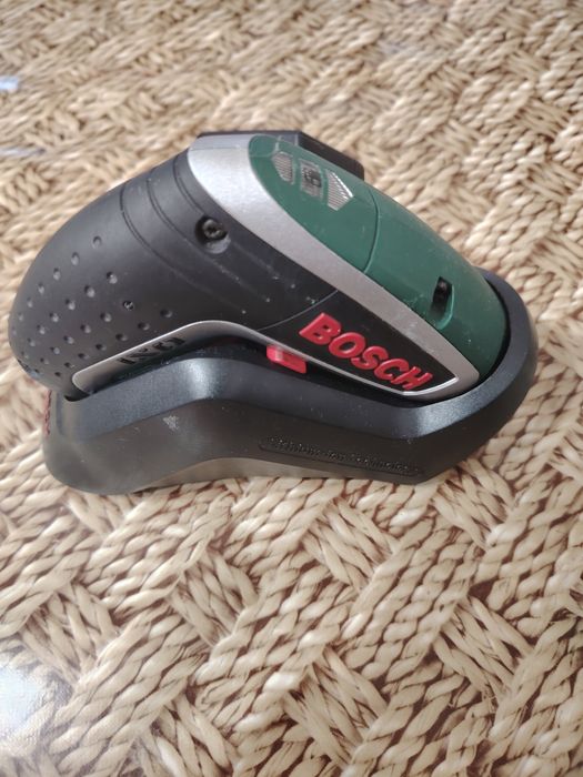 Bosch IXO - - акумулаторна отверка
