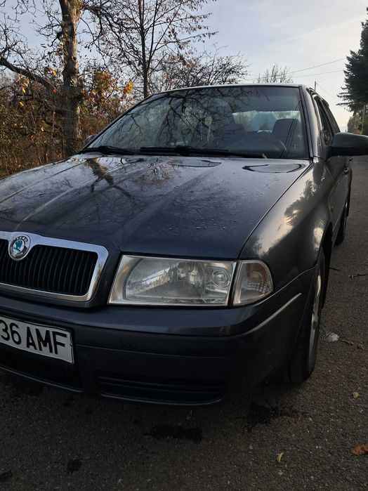Vand Skoda Octavia Tour