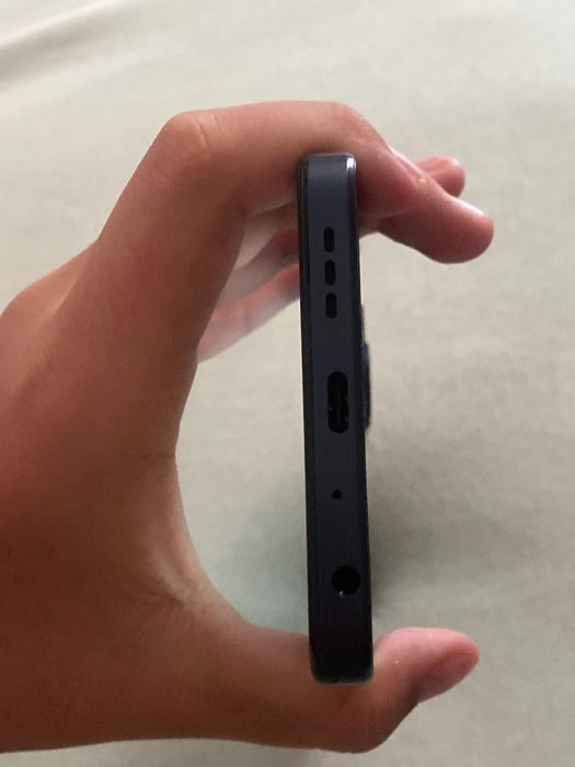 Vând TCL 505 12 RAM 258 gb