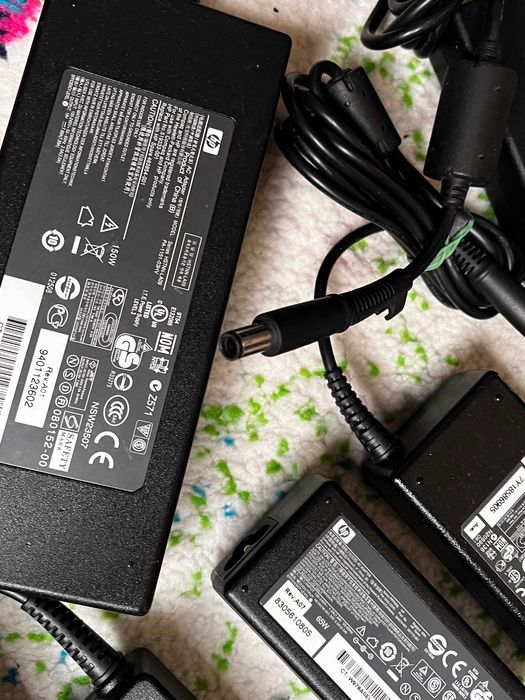 Incarcator laptop HP originale 45 w, 65w, 90w, 120w, 150w 19,5V