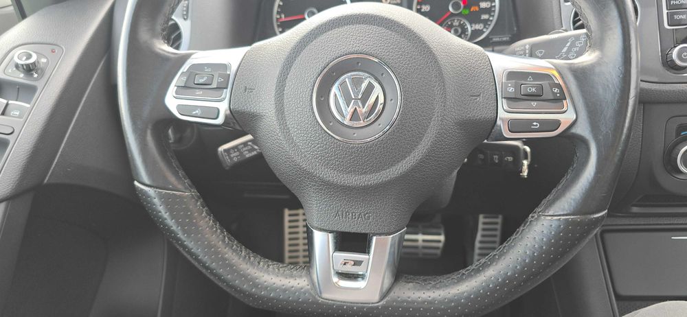 VW Tiguan 2.0TDI 125800 Km, DSG, R Line, Panoramic, Piele, Xenon, FULL