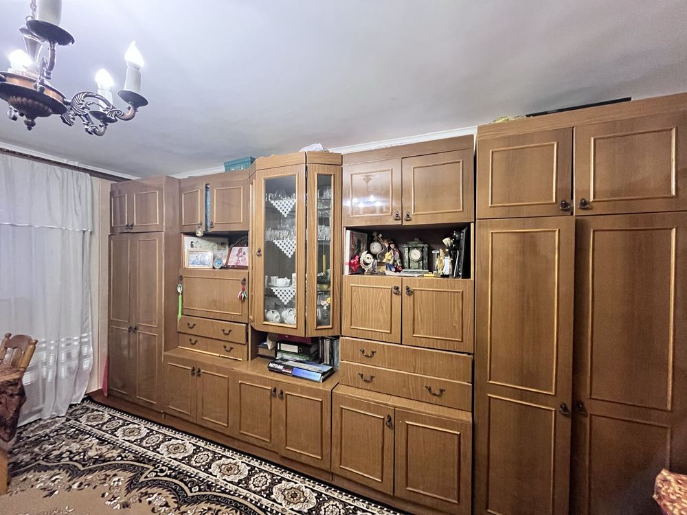 Продам стенку для зала