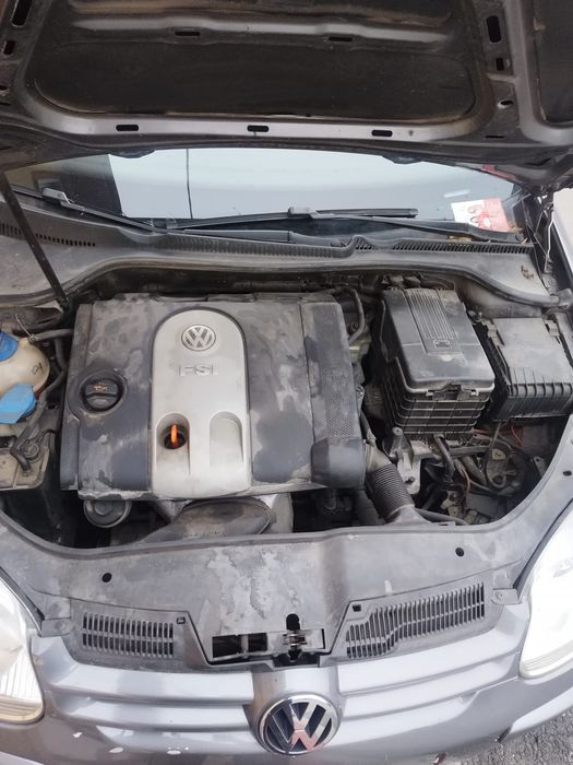 Dezmembrez golf 5  1.4MPI cod motor BCA și 1.6fsi BLF