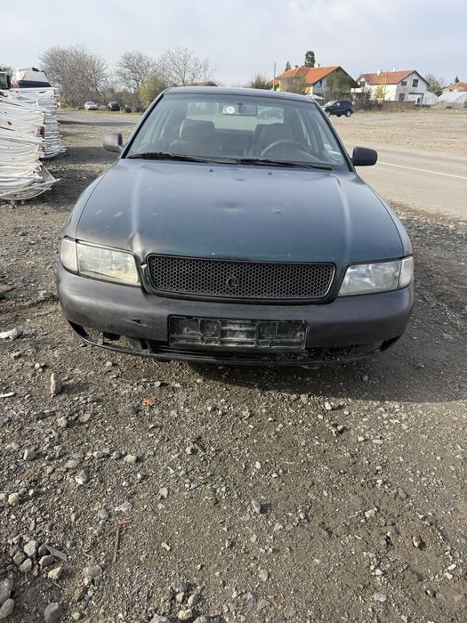 АUDI A4 1.8 124 кс 1995 г на части
