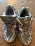 Vand adidasi new balance