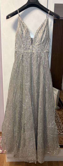 Дълга бална/официална рокля