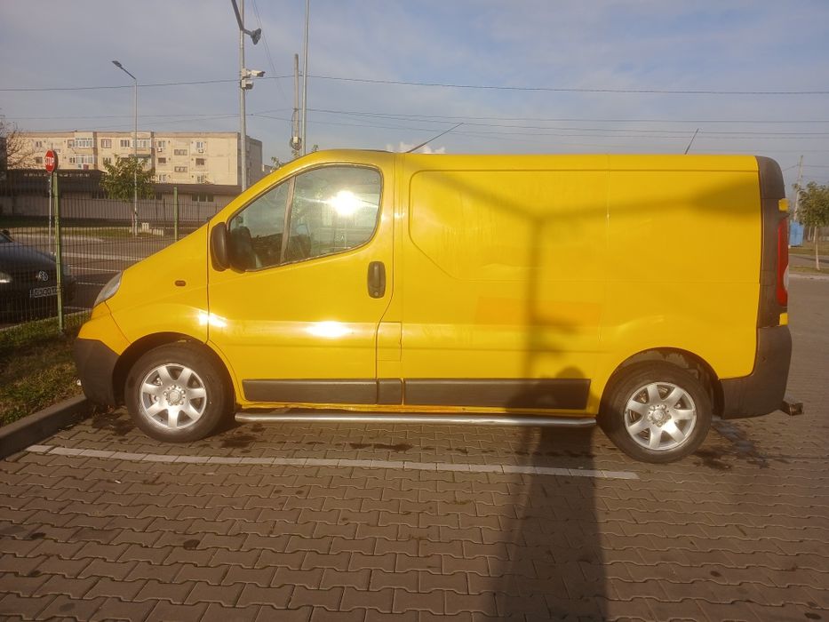 Opel vivaro af 2008 motor 2l