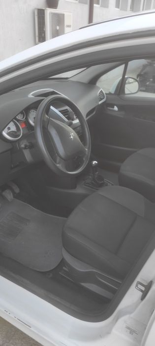 Peugeot 207 HDI 1400 , puțin folosită ,