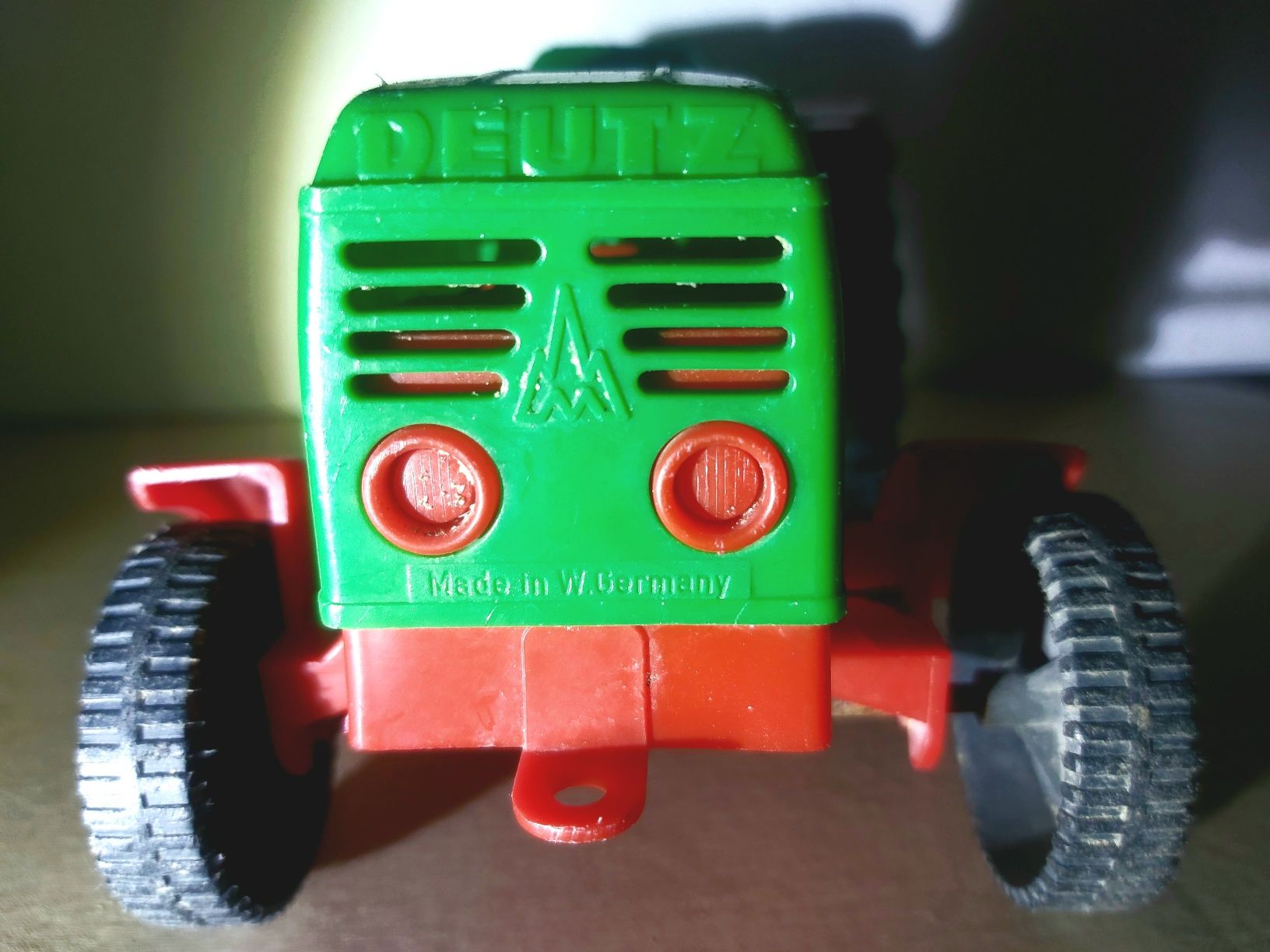 Jucarie tractor plastic Bruder-DEUTZ