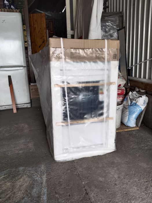 Электроплита четырехкомфорочная (4 комфорки) в упаковке новая