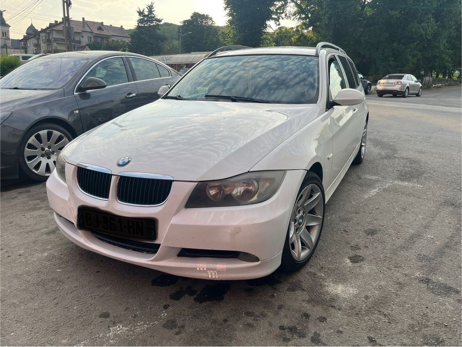 Bara fata spate aripa stanga dreapta far bmw seria 3 e90 91 2.0 d n47