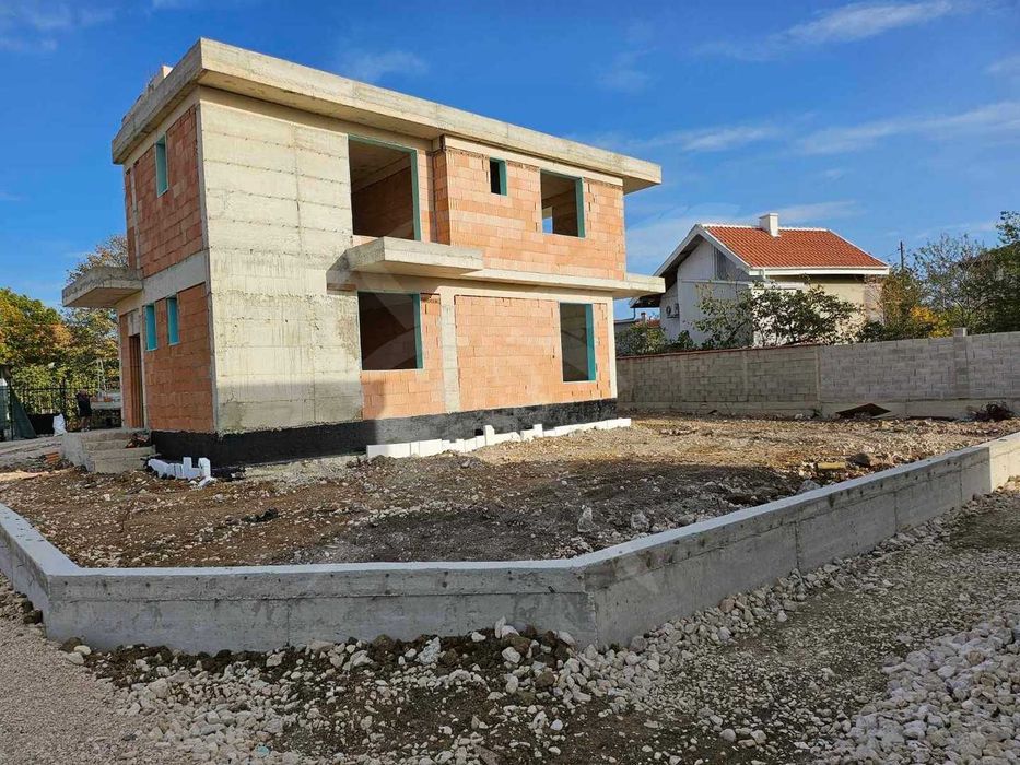 Продава се Къща в Варна, м-т Евксиноград - 330 кв.м за 940 €/кв.м - Снимка #1