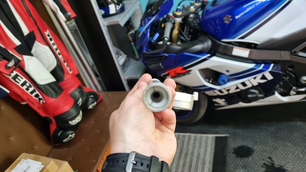Ляв клип он Suzuki GSX-R 600 / 750, K4 / K5