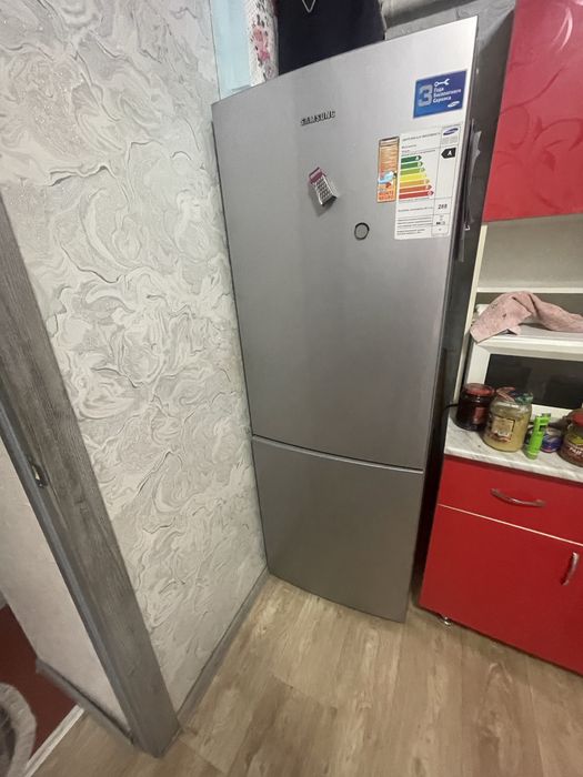 Продам холодильник в хорошем состоянии самовывоз
