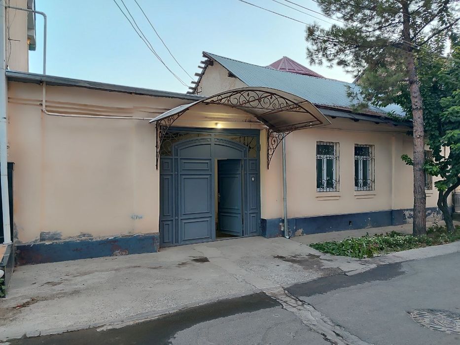 Ижарага Ховли уй5сотих 4хона братский район  700 у.е