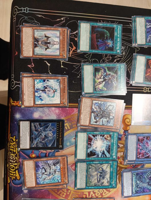 Yu-Gi-Oh оригинални карти