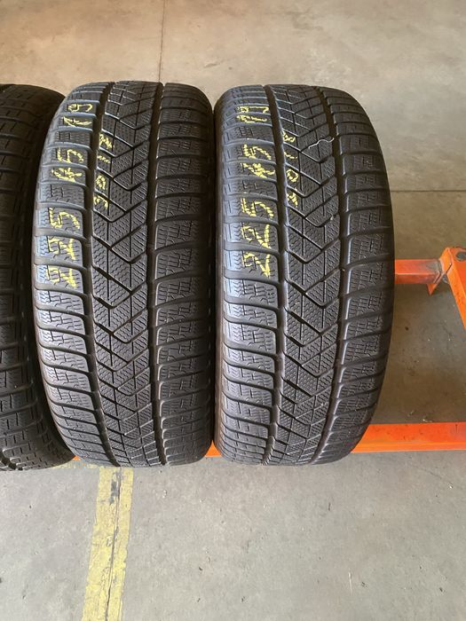 Anvelope iarna 225/45/19 Pirelli Sottozero 3 225 45 19 R19