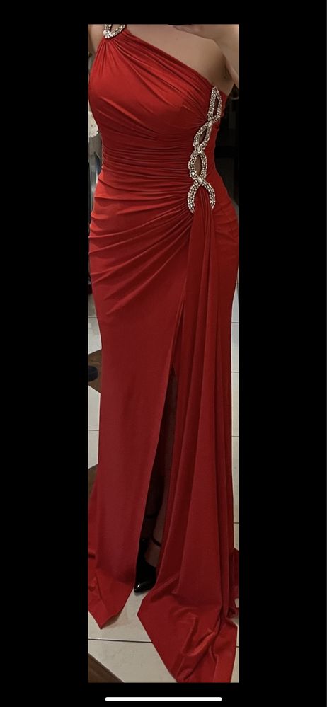 Rochie eleganta eveniment
