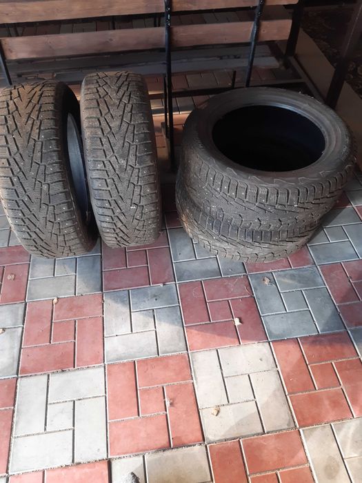 продам зимние шины