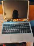 Laptop HP 2 in 1 touch screen display detasabil