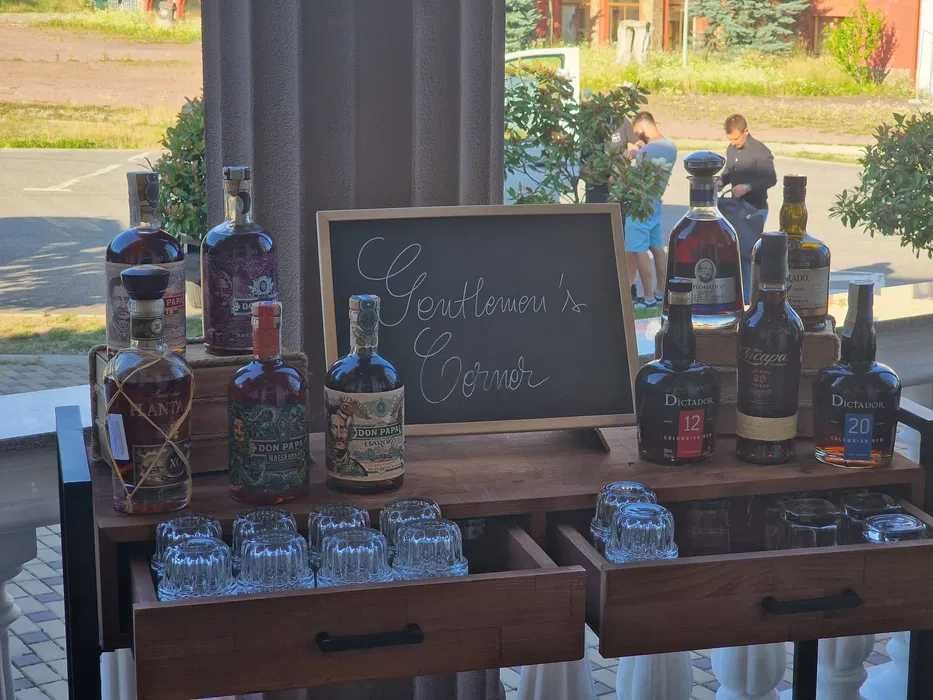 Cocktail Bar/Bar Mobil/Barmani pentru orice tip de eveniment!