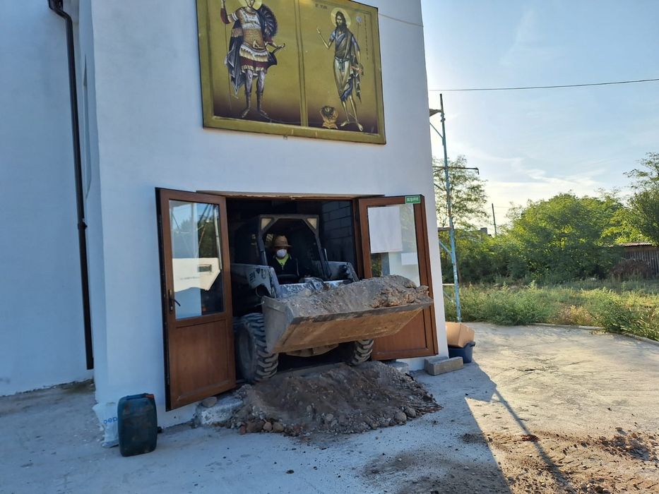 Nisip pietriș balast Moloz beton concasat bobcat miniexcavator