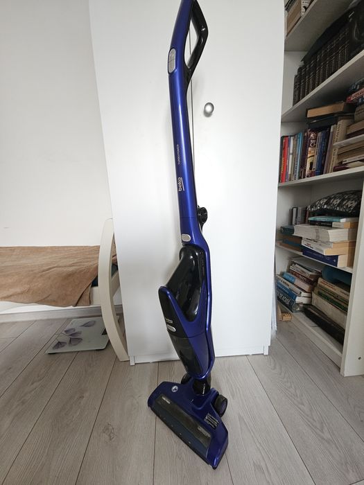 Aspirator vertical Beko PerformCyclone