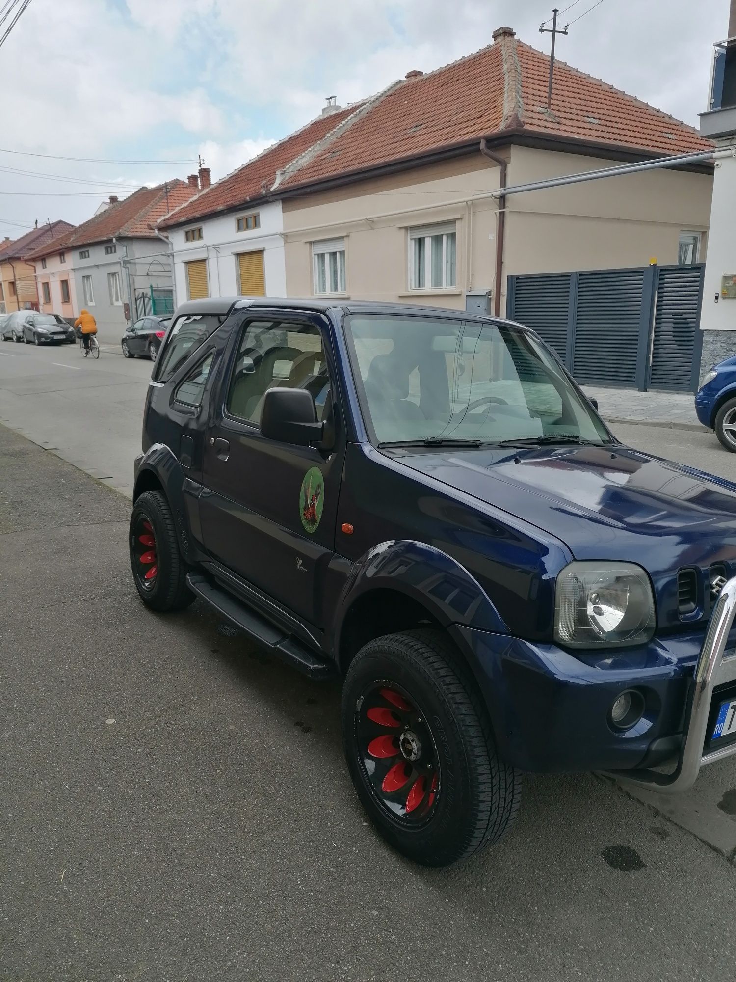 Suzuki jimny, 1,3 an 2000, +piese pt. încă o mașină