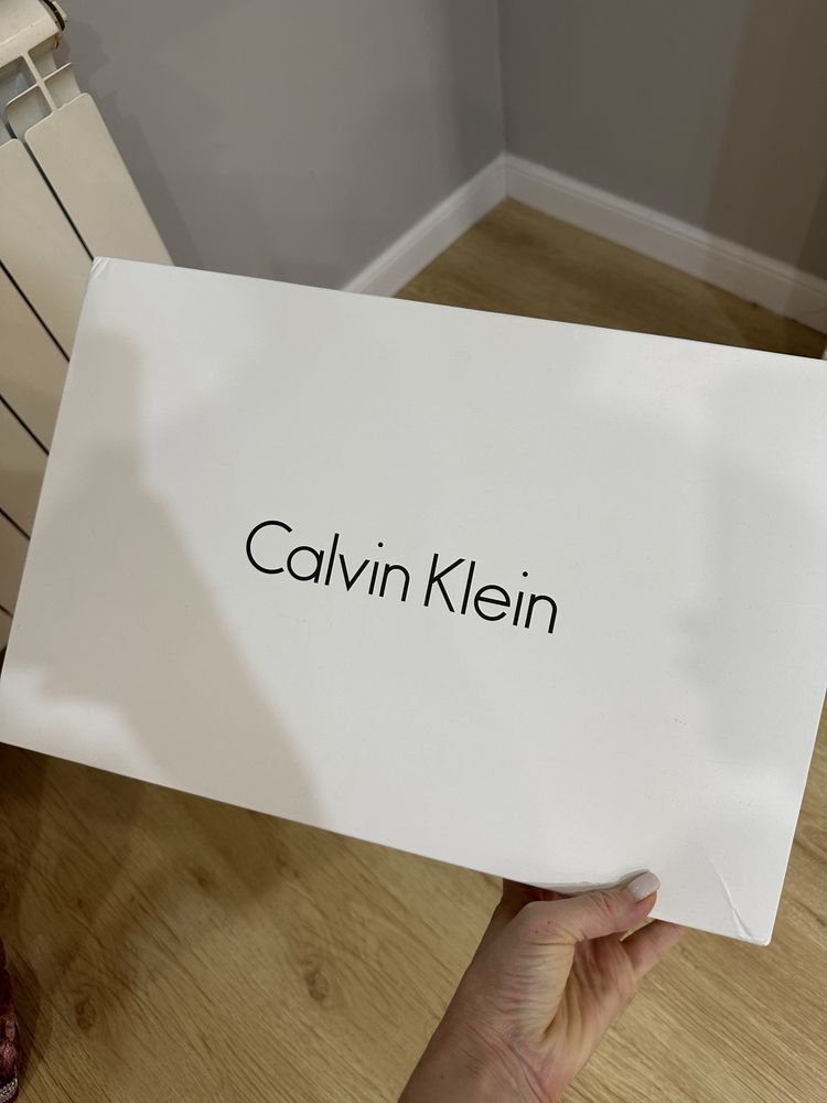 Коробка от Calvin Klein, MK