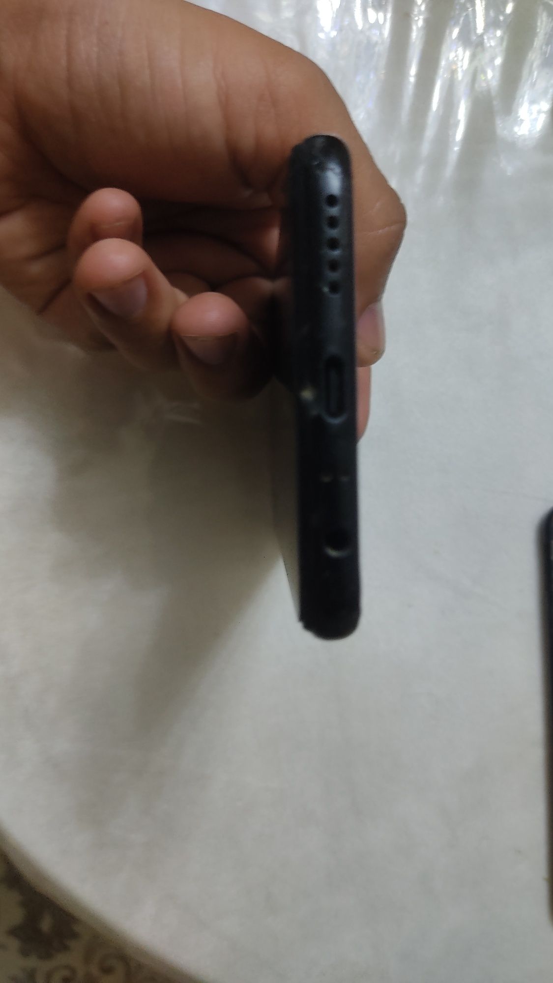 Redmi Note 8 4/64 Gb aybi yoq.
