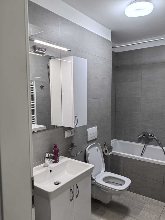 Regim hotelier Coresi 2 camere decomandat lux