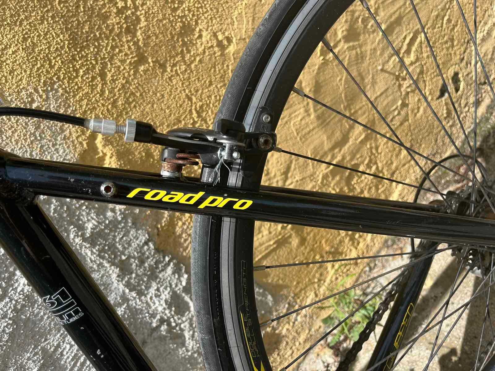 Шосеен велосипед Carrera TDF Ltd Road Pro