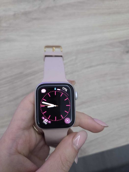 Смарт часовник APPLE WATCH SE2