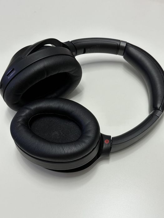 Casti Sony WH-1000XM3