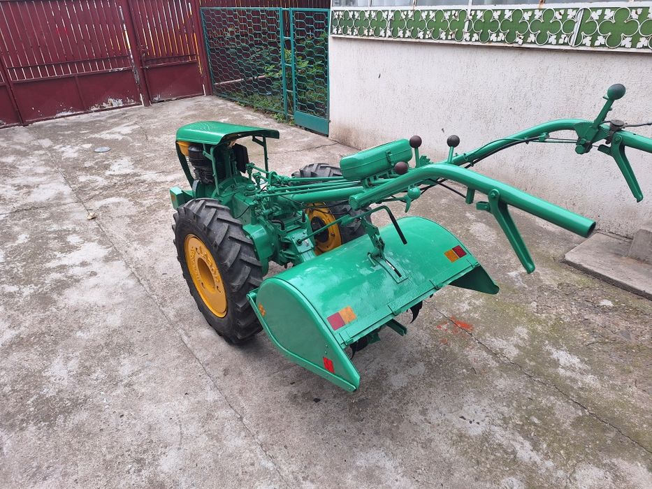 Motocultor labor