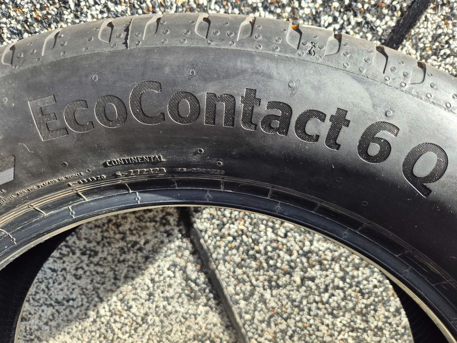 2025 215/60/18 Continental