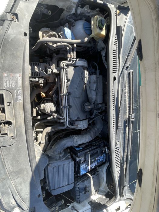 VW Caddy 2.0 70cp RATE